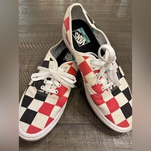 Vans Comfy Cush Red, Black & Off-White Checkered Low Top Sneakers Men’s Size 12